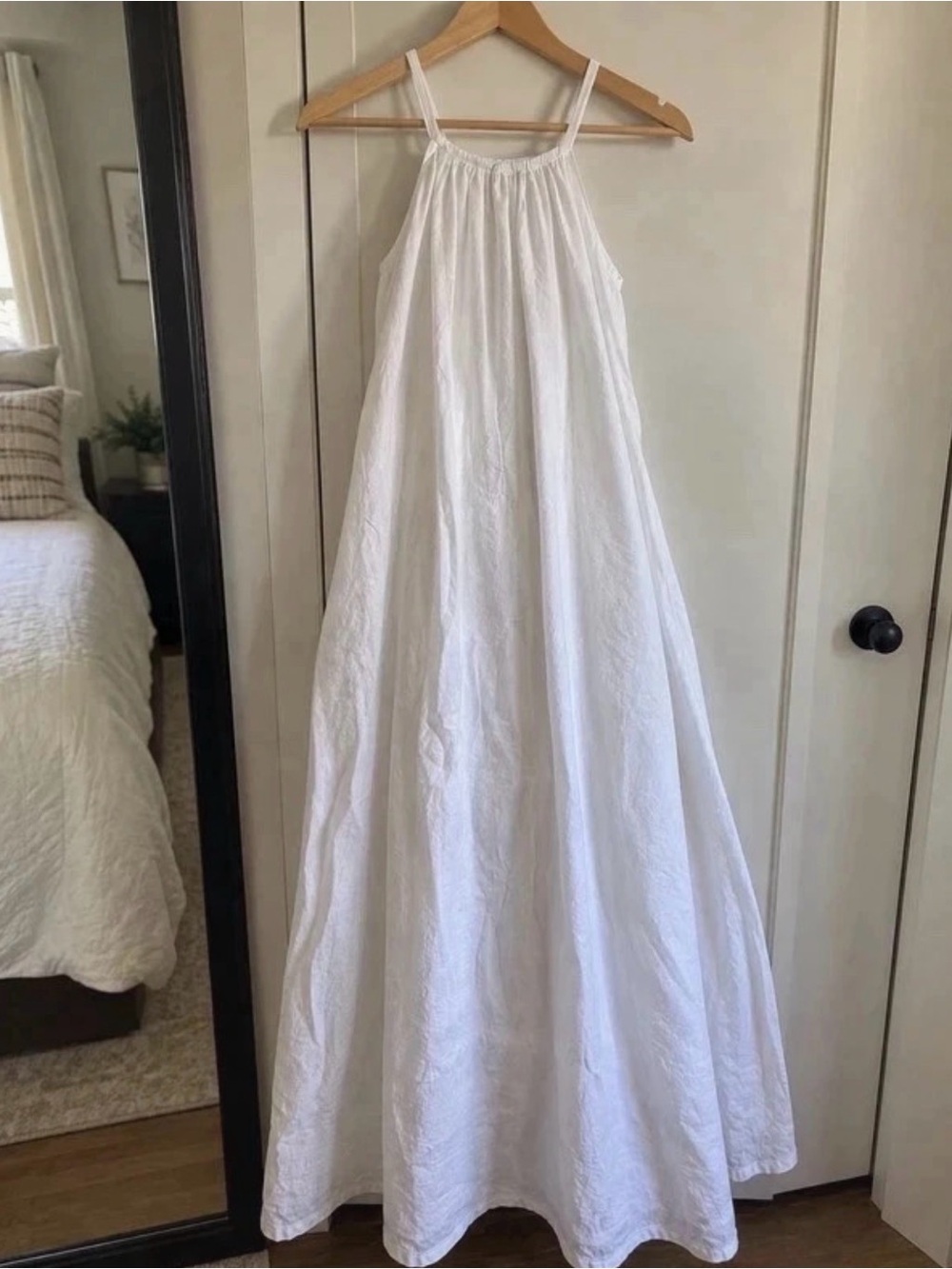 Classic White Linen Maxi Skirt
